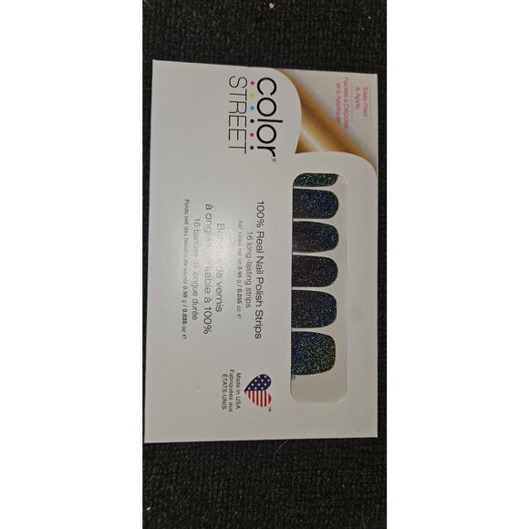 Color Street Soho-Ver It Nail Strips - Picture 1 of 2